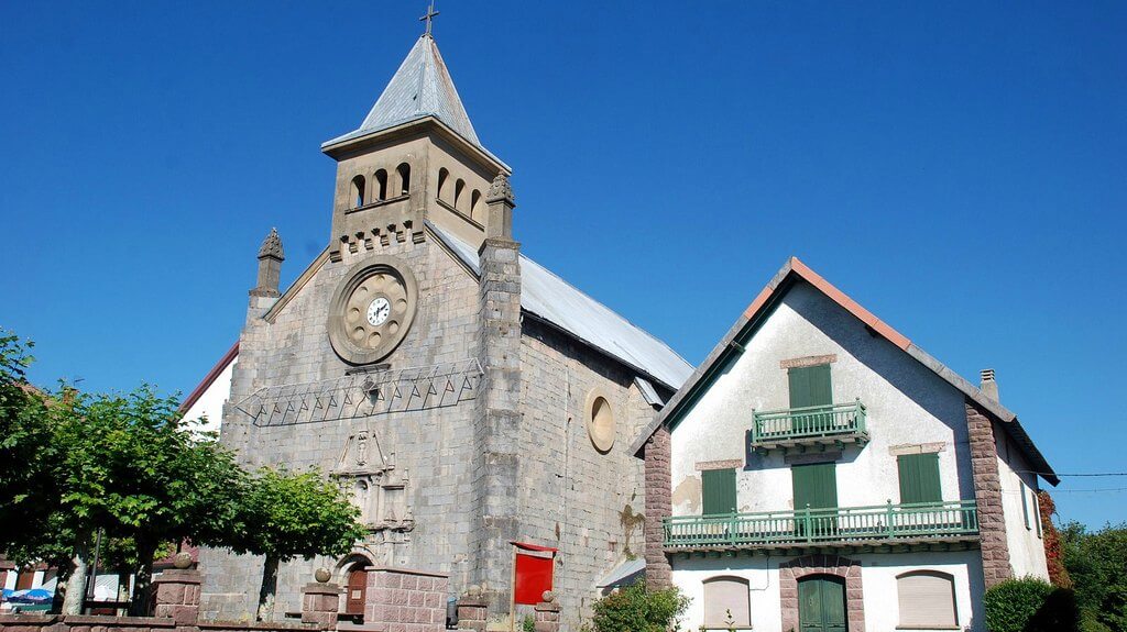 Iglesia de San Nicolás de Bari, Burguete :: Descubre Navarra, Turismo en Navarra