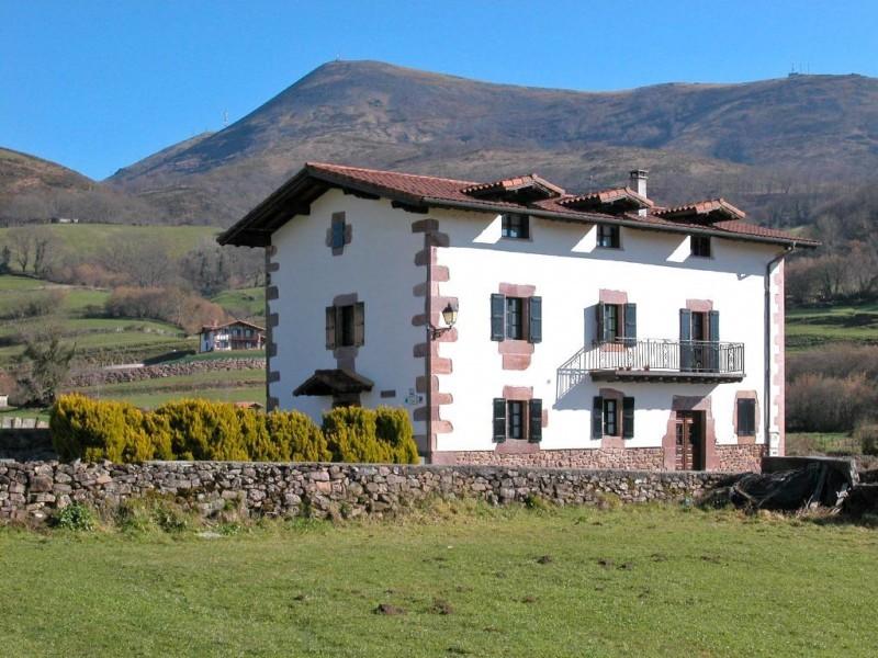 Casa rural Eguzkialde, Amaiur-Maya, valle de Baztán :: Descubre Navarra, Turismo en Navarra
