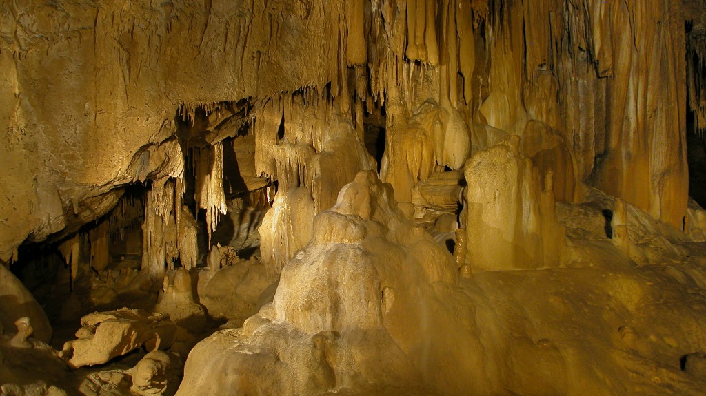 La Cueva de Mendukilo de Astitz - Turismo en Navarra