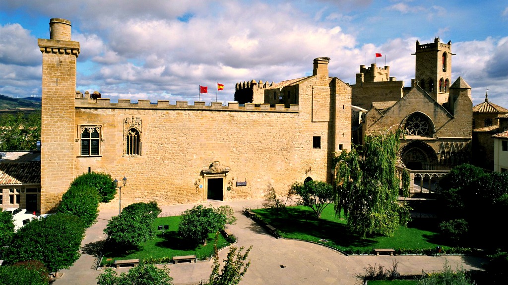 Parador Nacional Príncipe de Viana, Olite :: Descubre Navarra, Turismo en Navarra