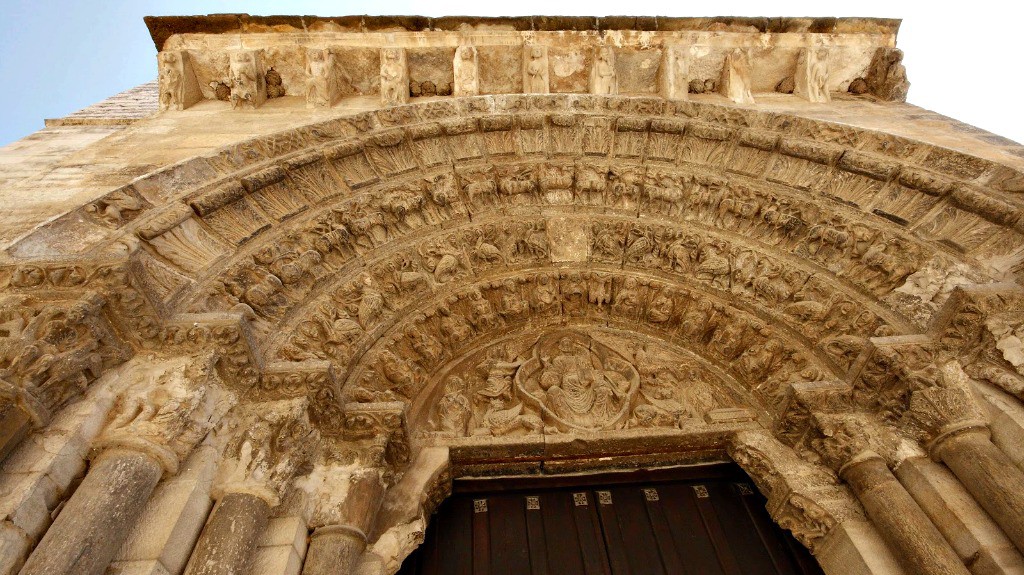 Portada de la Iglesia de Santa María Magdalena, Tudela :: Descubre Navarra, Turismo en Navarra